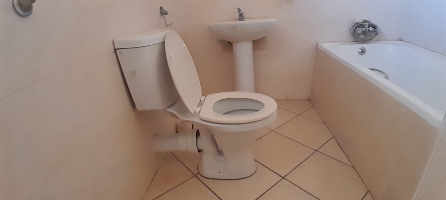 To Let Commercial Property for Rent in Dalindyebo Eastern Cape